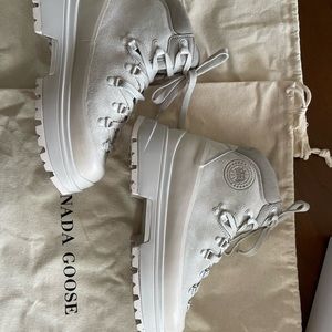 Canada Goose Journey Boot Lds size 8 Brand New with box and tags